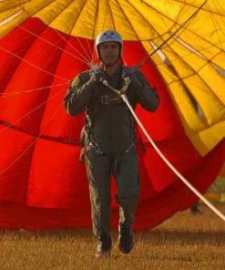 Parachutist With Colorful Parashut paint by numbers